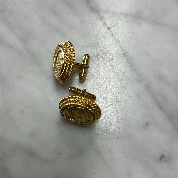 Vintage St. John Monogram Gold Tone Two Cuff Links - Picture 3 of 4